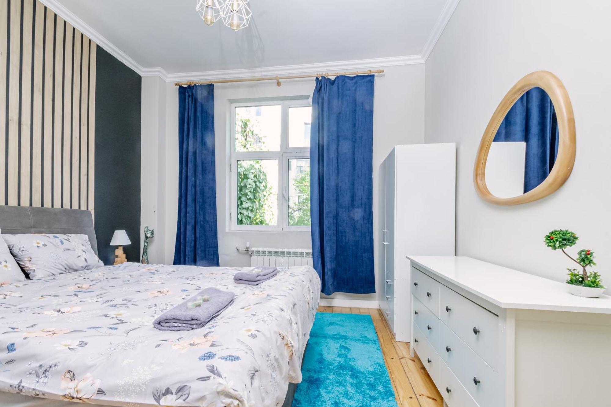 5 Seconds Away From The Main Street, Free Secured Parking Apartment Sofia Exterior photo